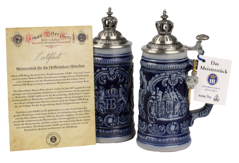„Echtheitszertifikat in deutscher Sprache, daneben zwei traditionellen deutsche Bierkrüge mit Kronen-SpitzZinndeckel mit Daumenheber. Die Bierkrüge sind blau glasiert, reich verziert. Einer der Krüge hat das Hofbräuhaus als Motivdetail zeigend und trägt e