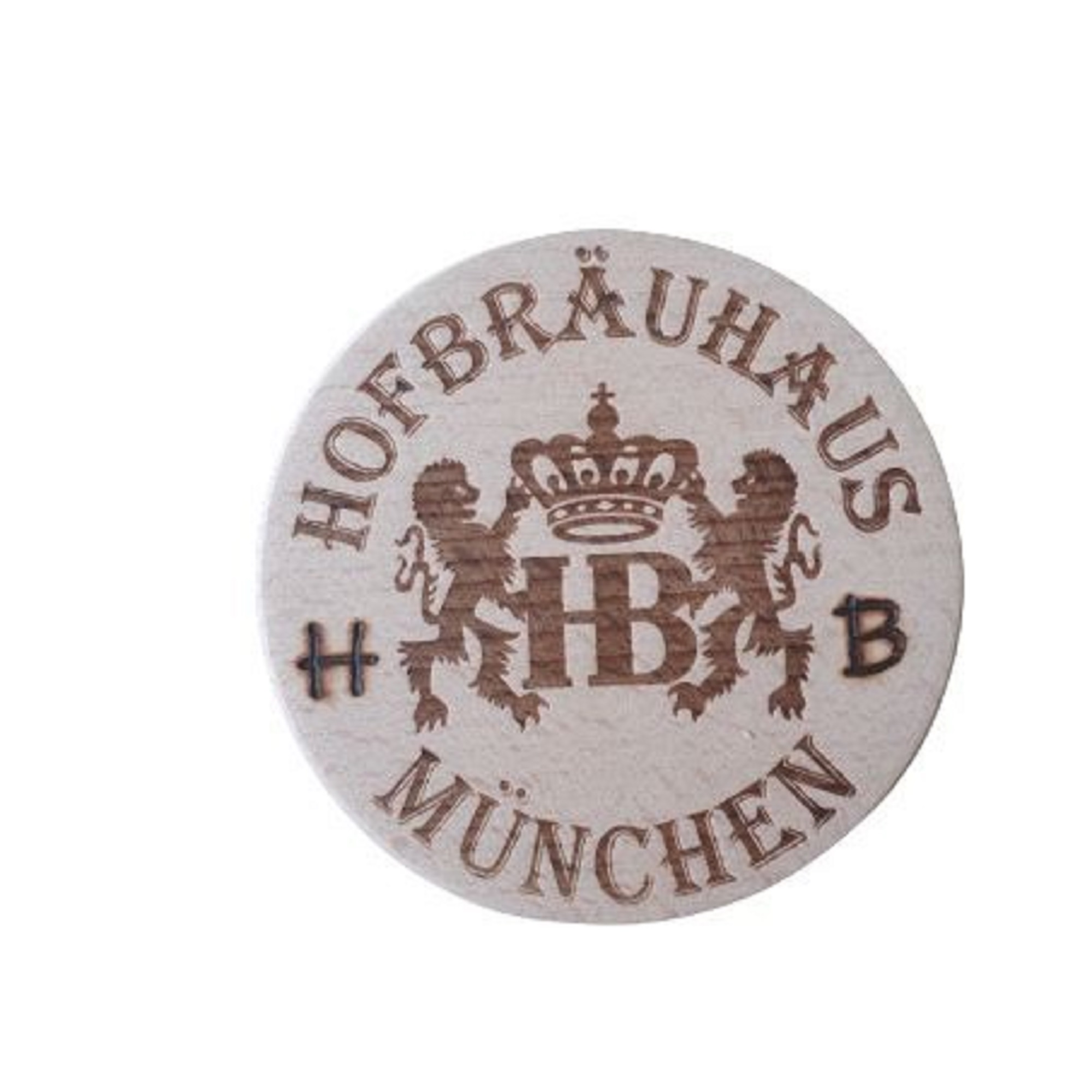Runder Holzdeckel für Bierglas mit Hofbräuhaus München Logo und Initialen.