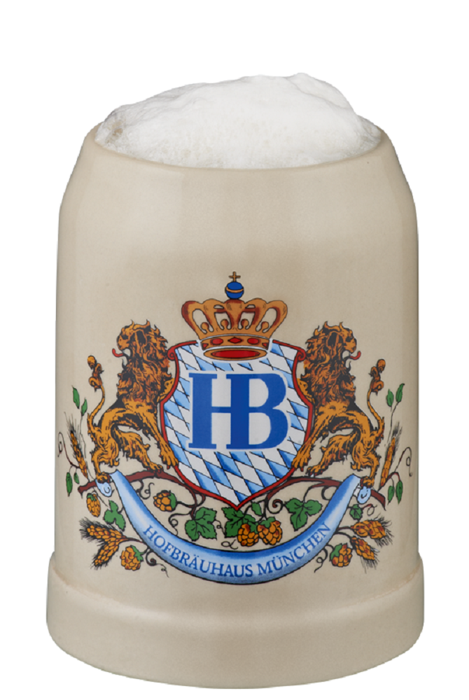 Hofbräuhaus-Steinkrug mit Schaumkrone und farbigem bayerischem Wappen, zwei Löwen und HB-Logo, freigestellt auf weißem Hintergrund-500ml